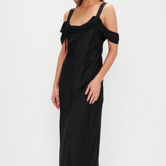 MuMu Weddings Bella Maxi Dress - Picture 3 of 5